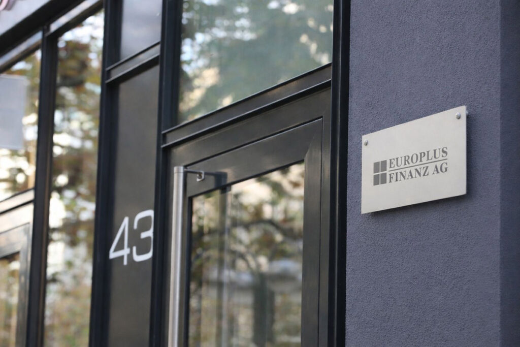 Eingang der Europlus Finanz AG in Frankfurt